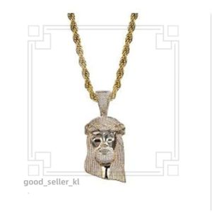 Hoogwaardige mode -Europese en Amerikaanse punkstijl Retro Jesus Head Pendant Volledig zirkoon 80 mm Trend Explosie Hip Hop hangers ketting 348