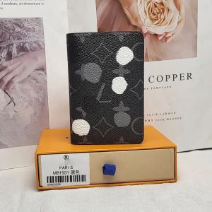 Moda de alta calidad para hombres Luxurys diseñadores billeteras de pintura Doodle Classic Flower Bag Card Passport Passport Billetera Zippy Coin Purse con caja original