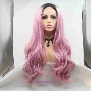 Perruque à la mode de haute qualité Store en ligne Store à la mode Synthétique Femme rose clair cheveux longs boucles à haute température Couverture de bande de soie