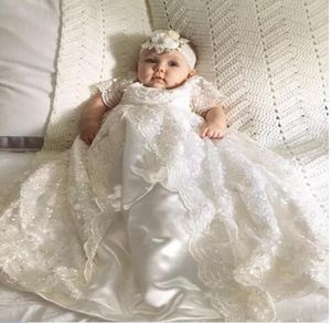 Haute qualité pleine dentelle manches courtes ivoire enfant en bas âge robes de baptême 2019 nouveau-né bébé filles robes de première communion6804609