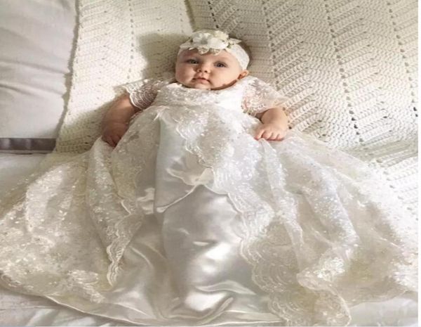 Haute qualité dentelle pleine manches courtes ivoire enfant en bas âge robes de baptême 2019 nouveau-né bébé filles première robe de communion8523573