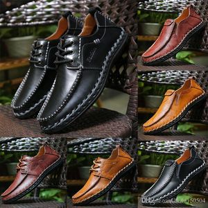 Hoge kwaliteit lederen luxe designer merk mannelijke casual schoenen veter-up of slip-on heren pak schoenen schoenen zapatos chauffeurs loa