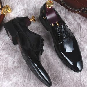 Haute qualité en cuir véritable chaussure pour hommes oxford à lacets à la main Brogue noir chaussures bureau affaires chaussures formelles pour hommes