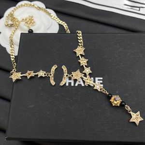 Haute qualité plaqué or étoile pendentif collier chaîne de charme mode femmes cuivre luxe designer double lettre colliers ras du cou pendentifs bijoux de mariage cadeaux d'amour