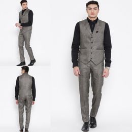 Traje gris de dos piezas de alta calidad para hombre, trajes ajustados para hombre, pantalón y chaleco de padrino de boda baratos de cinco botones