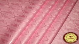 Guinée de haute qualité Brocade Bazin Riche tissu 10yardsbag Couleur rose Nice Design African Garment Fabric Shadda Damask Similaire à 1033268