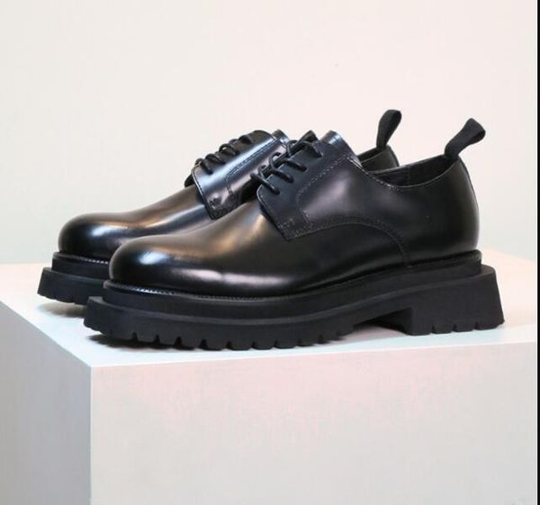 Chaussures Derby pour hommes en cuir de vache fait à la main de haute qualité talon épais chaussure d'affaires formelle noire