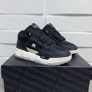 Hoogwaardige schoenen met doos skeletbeenderen Casual schoen Runway Skel Top Low High-Men Dames Basketbal Running Zwart Wit Leather Lace Up SS998