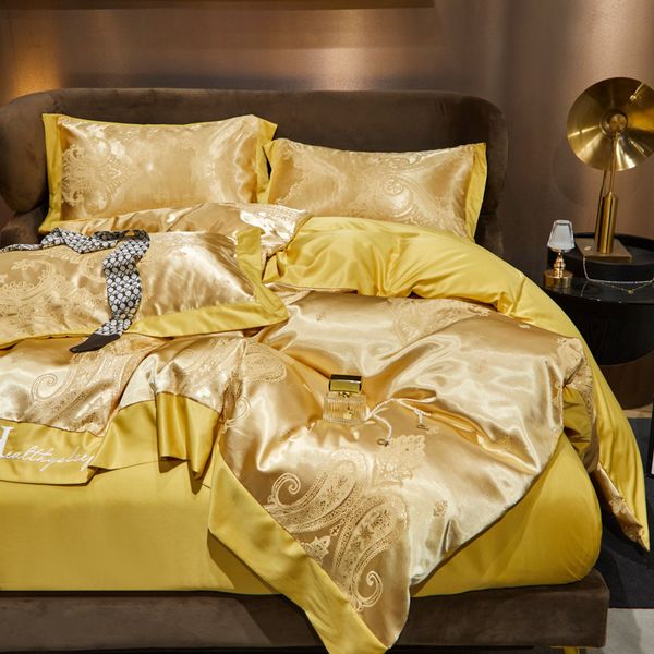 Haute qualité Imitation soie literie Satin Jacquard luxe broderie doré housse de couette ensemble drap de lit taies d'oreiller 220616