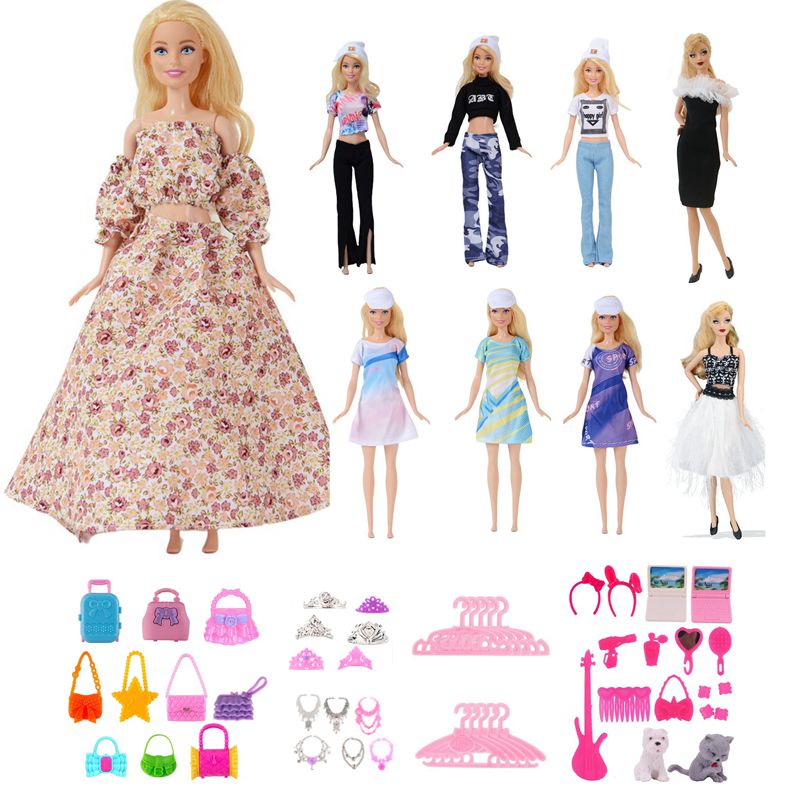 Kawaii 63 items van hoge kwaliteit / Lot Doll Accessoires = 3 Modejurk + 3 sportjurken + 3 Tops Pants Dolly Shoes voor Barbie Diy