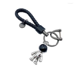Porte-clés de haute qualité classique exquis en cuir porte-clés anneau ornements cadeaux pour hommes et femmes accessoires de voiture livraison directe Dhuhq 247