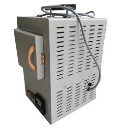 Fournaise électrique de haute qualité de laboratoire / 1,5 kW