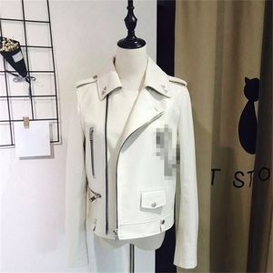 Haute qualité Lambskin métal lettres décoratives en peau de mouton moto vêtements en cuir véritable femmes en cuir véritable veste blanche 210908