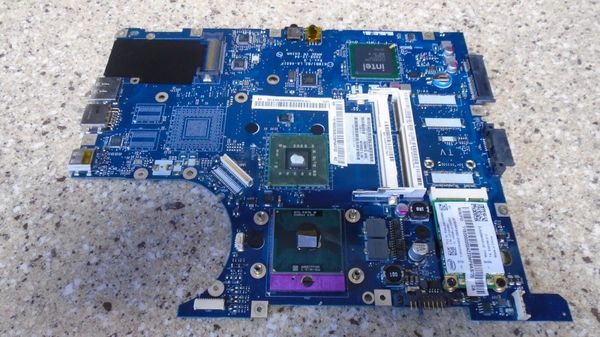 Di alta qualità Scheda Madre Del Computer Portatile per Lenovo Ideapad Y550 Mainboard KIWB1/B2 LA-4601P Presa 478 DDR2 Testati Al 100%