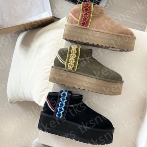 Botas de diseñador de lujo de alta calidad para mujer Venta caliente de cuero con suela de cuero holgazán suela gruesa zapato elevado Botas de nieve clásicas para mujer Bota de invierno de diseñador