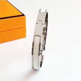 Bracelets en acier inoxydable de conception de luxe de haute qualité Bracelets de bijoux classiques pour hommes et femmes avec boîte d'origine