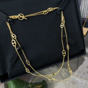 High Quality Luxury designer jewelry set Pig Nose Necklace Bracelet OT Buckle Long Sweater Chain Brass plating 18k gold