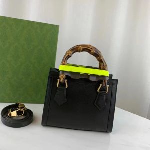 Bolso de diseñador de lujo de alta calidad para mujer, bolso de hombro, nuevo bolso de bambú, bolso de compras exquisito Vintage para mujer, bolso de hombro tipo bandolera para fiesta de ocio, billetera de lujo