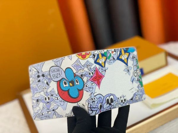 Diseñador de lujo de alta calidad Bolso de mujer Graffiti Clip de dinero Carta de dibujos animados Imagen Recubrimiento Clip Cartera Titular de la tarjeta con caja original M82023