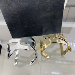Designer de luxe de haute qualité Y lettre SL Silver Gold bracelet bracelet plaqué or 18 carats pour les femmes