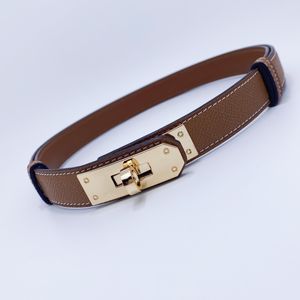 Ceinture en cuir de luxe de haute qualité, couverture de taille féminine élégante, décoration de robe de large de 1,7 cm avec une longueur réglable de 100 cm d'emballage d'armoire (petite écharpe gratuite)