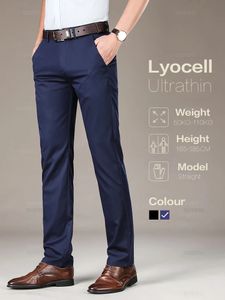 Pantalons d'affaires hétéros de luxe de haute qualité Men Thin Soft Soft Lyocell Fabric de tissu d'été élégant long pantalon formel mâle 240513