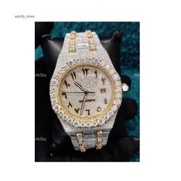 Hoogwaardige luxe VVS Moissanite Diamond bezaaid ijs uit horloge hiphop automatische beweging mechanische polshorloges voor mannen
