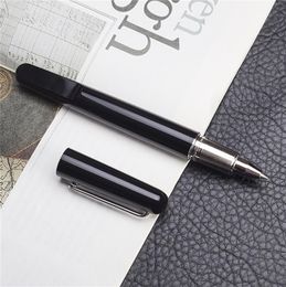 Série M de haute qualité Magnetic Cap Rollerball Pen Ballpoint Point BlackredBlue Resin and Plating Scarving Office School Writing Sup8367408