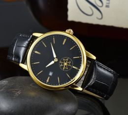 Hoge kwaliteit herenhorloges diamant 40 mm kast lederen band mode horloges quartz uurwerk levensstijl