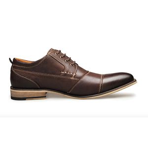 Haute qualité hommes chaussures habillées formelles Gentleman chaussures d'affaires mocassins en cuir véritable bout pointu hommes Designer fête bureau chaussures décontractées