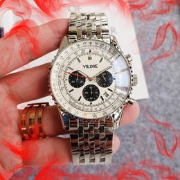 Reloj de negocios superior para hombres de alta calidad Diseñador cuadrado europeo Reloj de cuarzo simple informal Reloj de pulsera de trabajo con esfera completa de acero inoxidable