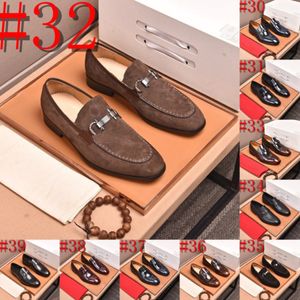 Hombres de alta calidad Diseñador de boda zapatos Moda Luxurious Breathable Driving Zapatos de cuero genuino Hombres hechos a mano nuevas mocasines livianos Tamaño 38-46