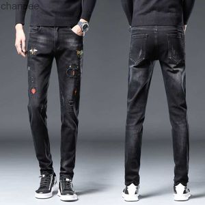 Haute qualité hommes coupe ajustée Stretch Noble noir jean tout Match à la mode broderie décors pantalons décontractés élégant Sexy rue jean HKD230829