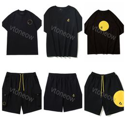 Chándales para hombre de alta calidad dibujaron trajes de verano pantalones cortos clásicos casuales conjuntos para hombres al aire libre moda juvenil chándal hombres traje de dos piezas imprimir camisetas casa