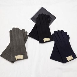 Alta calidad para hombre para mujer guantes sin dedos diseñador marca letra impresión espesar mantener moda cálido guante invierno deportes al aire libre accesorios de algodón puro