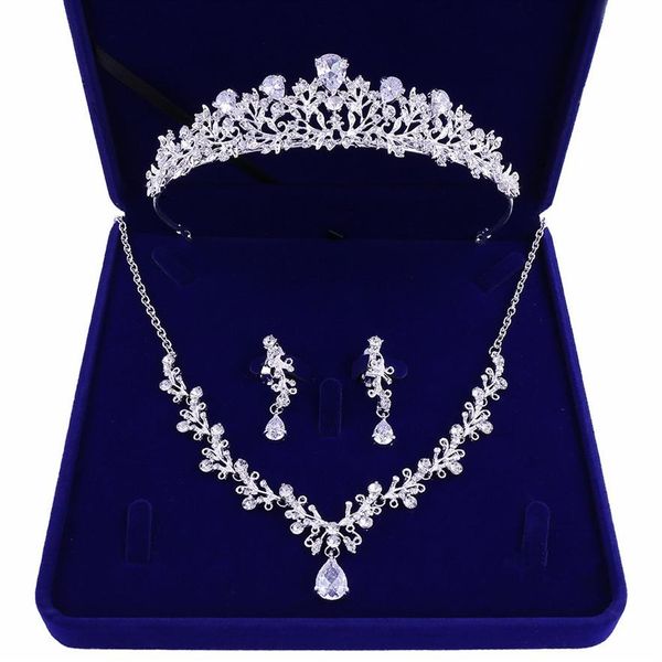 Haute qualité nouvelle mariée couronne diadème trois pièces zircon collier boucles d'oreilles princesse anniversaire mariage avec accessoires féminins gift326k