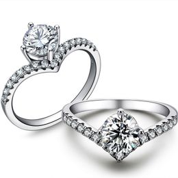 Hoge kwaliteit nieuwe Europese en Amerikaanse ins wind V-vorm 1 karaat mosan diamanten ring vrouwelijke licht luxe luxe 925 Sterling zilveren ring