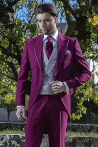 Hoge Kwaliteit One Button Fuchsia Bruidegom Tuxedos Peak Revers Mannen Past 3 Stuks Huwelijk / Prom / Diner Blazer (Jack + Pants + Vest + Tie) W456