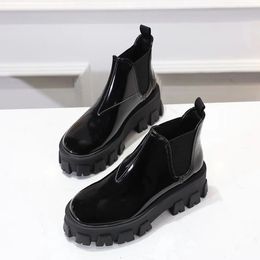High Boots Patent Leather Booties Italië Nieuwe release Chunky Women Punk Moto Ankle Boots Black Shoes Designer Platform Laarzen 6 cm