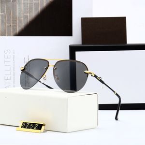 Lunettes de soleil polarisantes de haute qualité pour hommes et femmes Polaroid verres polarisants miroir personnalité extraordinaire plage loisirs cadre en acier inoxydable avec boîte-cadeau