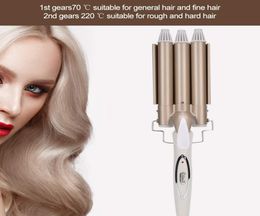 Haute qualité professionnel 110220 V fer à friser les cheveux en céramique Triple baril bigoudi cheveux Waver outils de coiffure Styler8770088