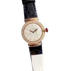 Moda de cuarzo de alta calidad reloj para mujeres 28 mm 316 estuche de acero inoxidable correa de cuero espejo de vidrio resistente al agua sin rasguño con caja de relojes de lujo 2022