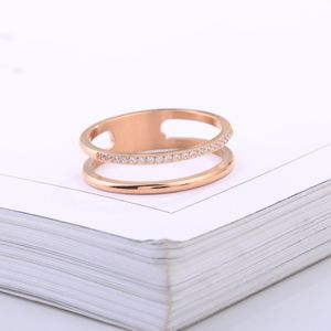 Haute qualité en acier inoxydable or rose dame anneau index évider double couche micro-insert perceuse mariage femmes anneau largeur 5.6 MM