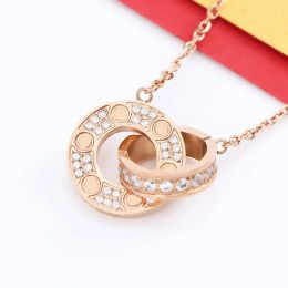 Collier avec pendentif circulaire rond de haute qualité, colliers de créateurs de mode en acier inoxydable 316L, cadeaux de fête pour femmes