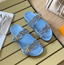 Sandales de haute qualité Designer de luxe pour hommes femmes mode classique floral brocart diapositives appartements en cuir en caoutchouc tongs bas chaussures de plage en cuir de qualité supérieure