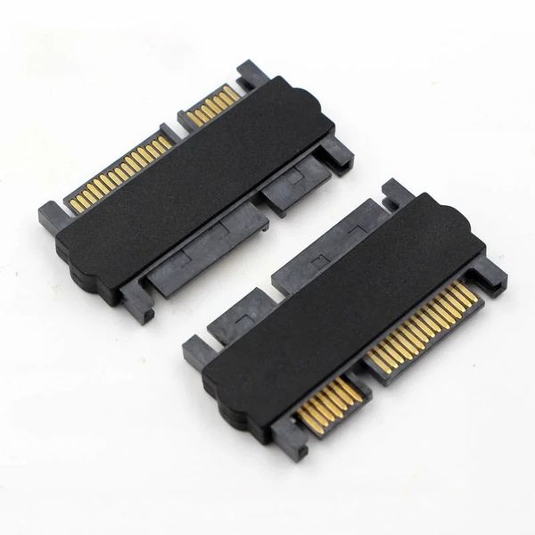 Adaptateur de disque dur de l'adaptateur masculin à 22 broches de haute qualité avec carte d'adaptateur droit SATA 7 + 15pin pour le partage de données et le stockage