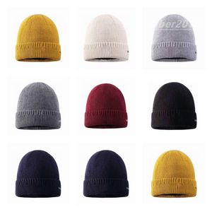 Venta de alta calidad Gorro de invierno hombres mujeres ocio tejido polo gorros Parka tapa de la cabeza amantes al aire libre moda inviernos sombreros de punto gorras de calavera R5