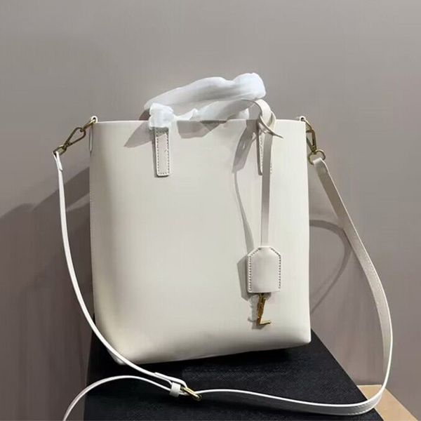 Bolso de compras de alta calidad Bolso de diseñador Bolsos de lujo Bolsos de cuero brillante Bolsas de cubo Mujeres Moda Cruz Cuerpo Playa Bolsas de hombro Tote Negro Blanco Monedero