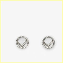 Boucles d'oreilles en argent de haute qualité Designers de boucles d'oreilles diamant goujons Fring 925 Silver for Women Lovers Gift Luxury Jewelry Box Nouveau 2547