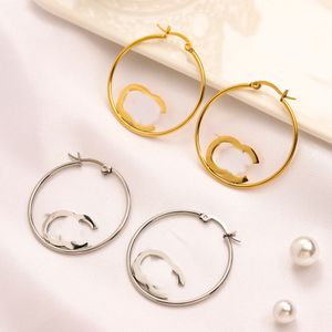 Hoogwaardige Eenvoudige Brief Vrouwen Designer Studs Oorlus Roestvrij Staal 2 Kleuren Holle Stijl Verlovingspaar Sieraden Groothandel